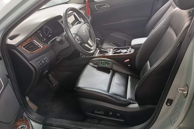Used Hyundai Mistra 2014 1.8L Automatic Deluxe DLX Model Left Front Seat