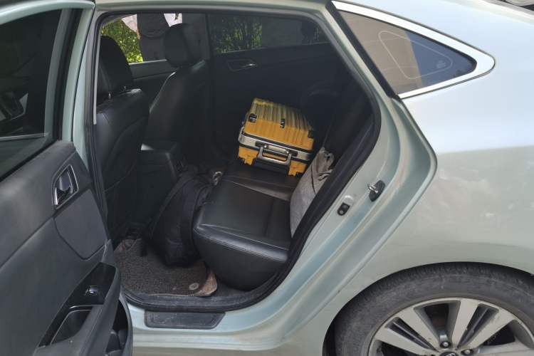 Used Hyundai Mistra 2014 1.8L Automatic Deluxe DLX Model Left Rear Seat