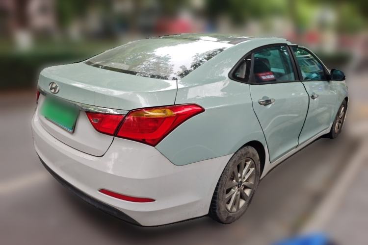 Used Hyundai Mistra 2014 1.8L Automatic Smart GLS Rear Right 45 Deg