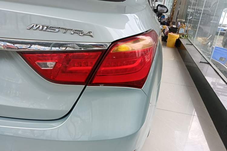 Used Hyundai Mistra 2014 1.8L Automatic Deluxe DLX Model Right Rear Taillight