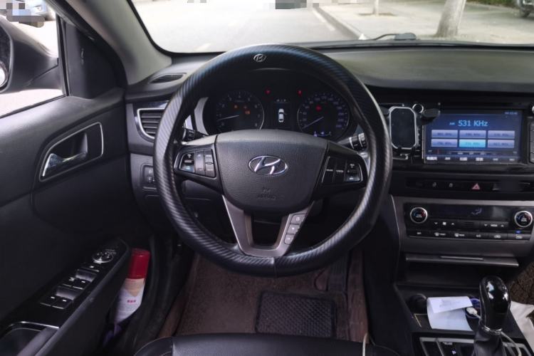 Used Hyundai Mistra 2014 1.8L Automatic Deluxe DLX Model Steering Wheel