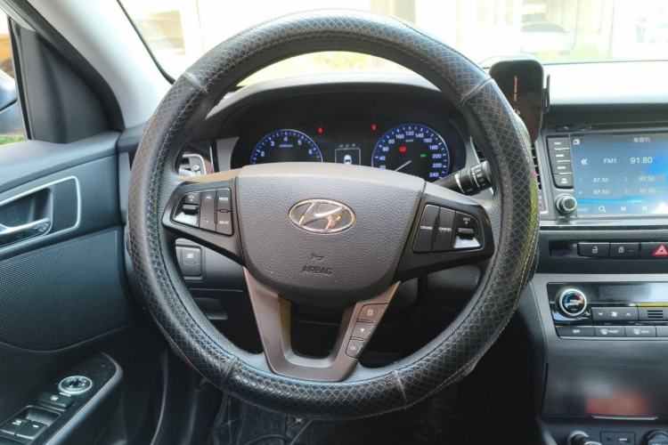 Used Hyundai Mistra 2014 1.8L Automatic Smart GLS Steering Wheel