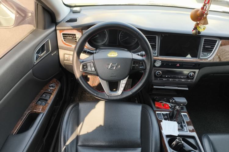 Used Hyundai Mistra 2014 1.8L Automatic Deluxe DLX Model Steering Wheel