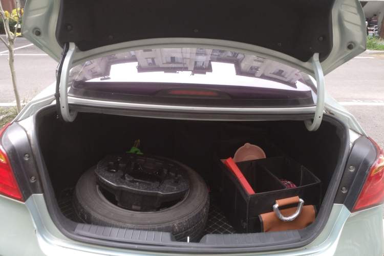 Used Hyundai Mistra 2014 1.8L Automatic Smart GLS Trunk
