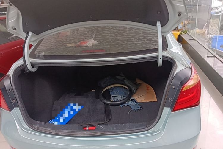 Used Hyundai Mistra 2014 1.8L Automatic Deluxe DLX Model Trunk