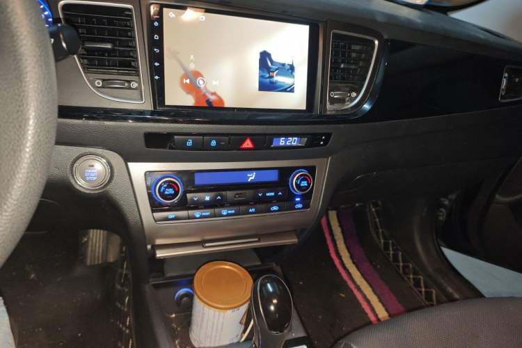 Used Hyundai Mistra 2014 1.8L Automatic Smart GLS Audio And AC Panel
