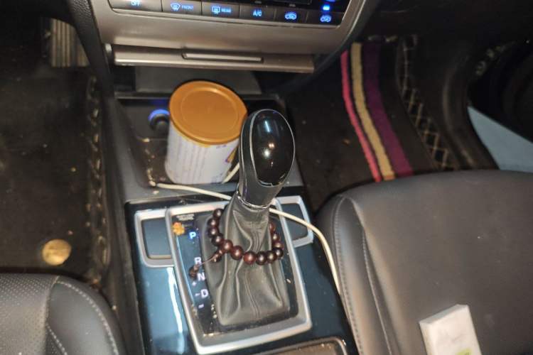 Used Hyundai Mistra 2014 1.8L Automatic Smart GLS Gear Lever