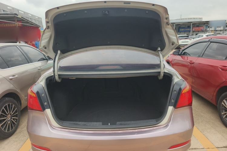 Used Hyundai Mistra 2014 1.8L Automatic Smart GLS Trunk