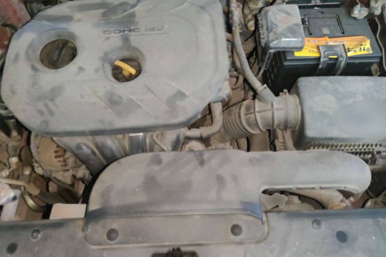 Used Hyundai Mistra 2014 1.8L Automatic Deluxe DLX Model Engine Bay