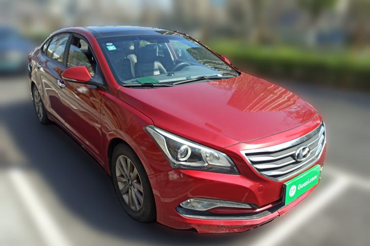 Used Hyundai Mistra 2014 1.8L Automatic Smart GLS Front Right 45 Deg
