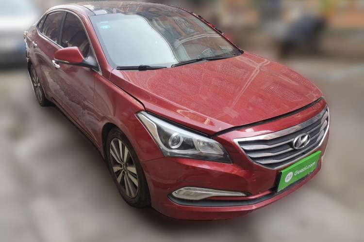 Used Hyundai Mistra 2014 1.8L Automatic Deluxe DLX Model Front Right 45 Deg