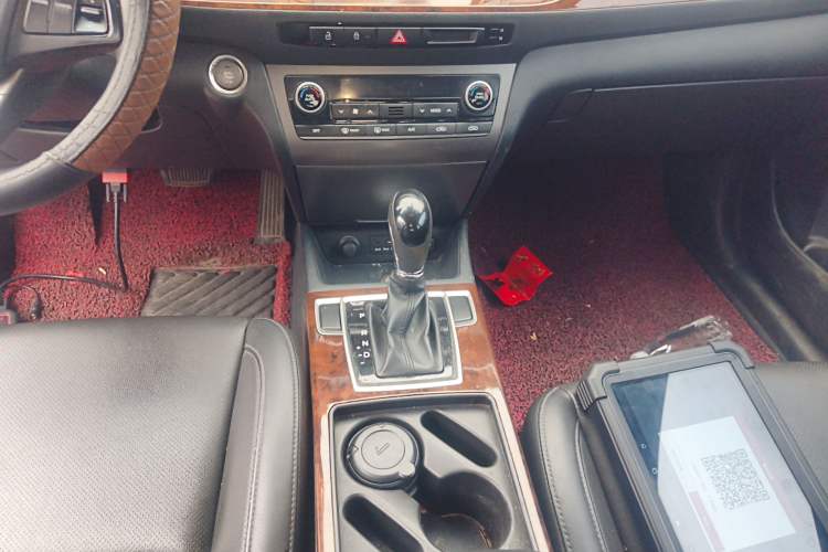 Used Hyundai Mistra 2014 1.8L Automatic Deluxe DLX Model Gear Lever