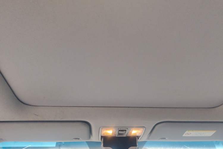 Used Hyundai Mistra 2014 1.8L Automatic Deluxe DLX Model Headliner