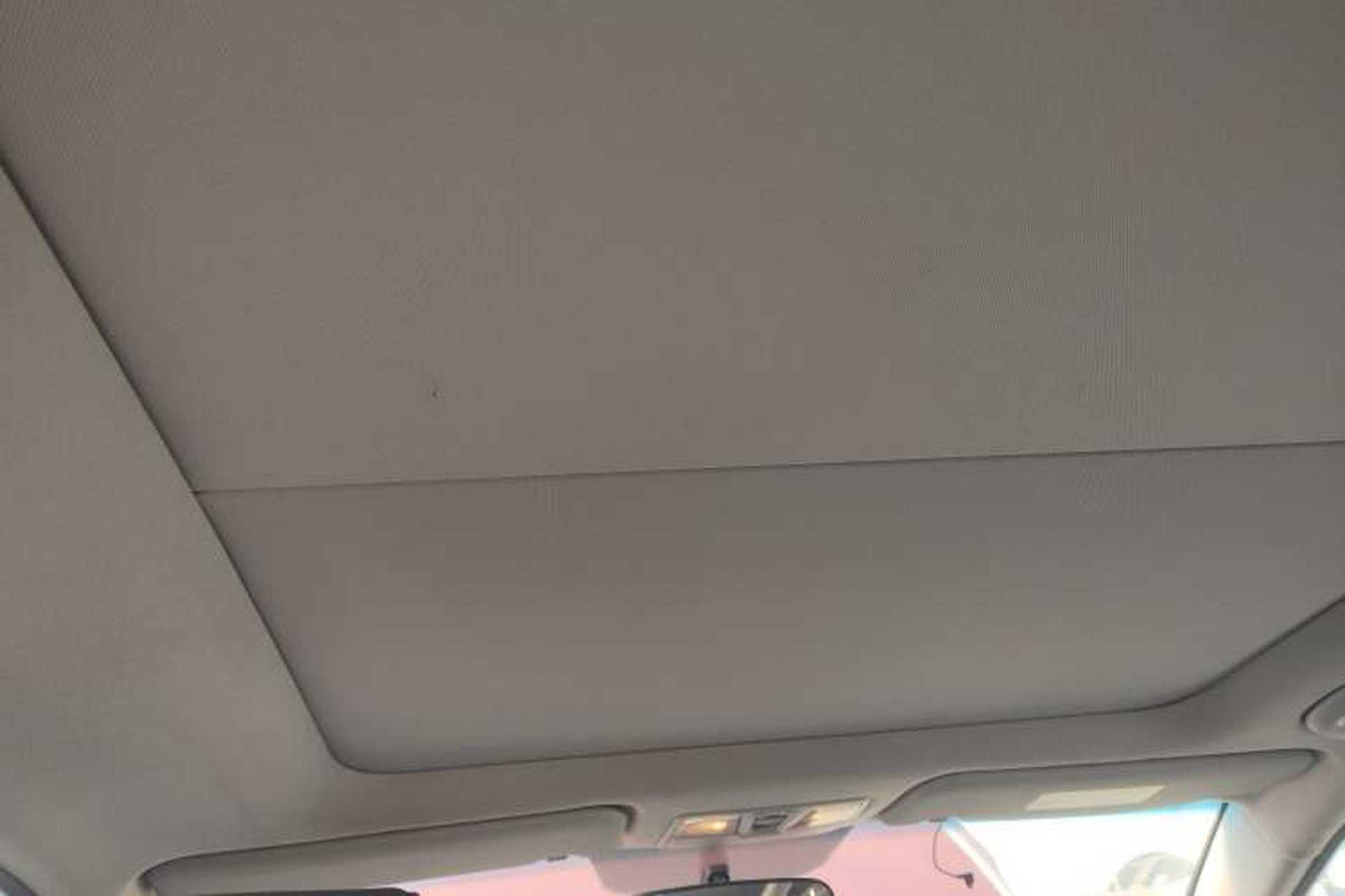 Used Hyundai Mistra 2014 1.8L Automatic Smart GLS Headliner