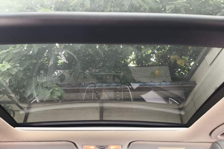 Used Hyundai Mistra 2014 1.8L Automatic Smart GLS Headliner