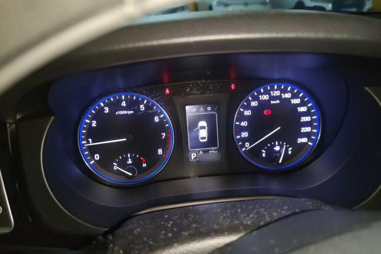 Used Hyundai Mistra 2014 1.8L Automatic Deluxe DLX Model Instrument Cluster
