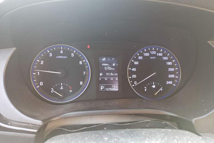 Used Hyundai Mistra 2014 1.8L Automatic Smart GLS Instrument Cluster