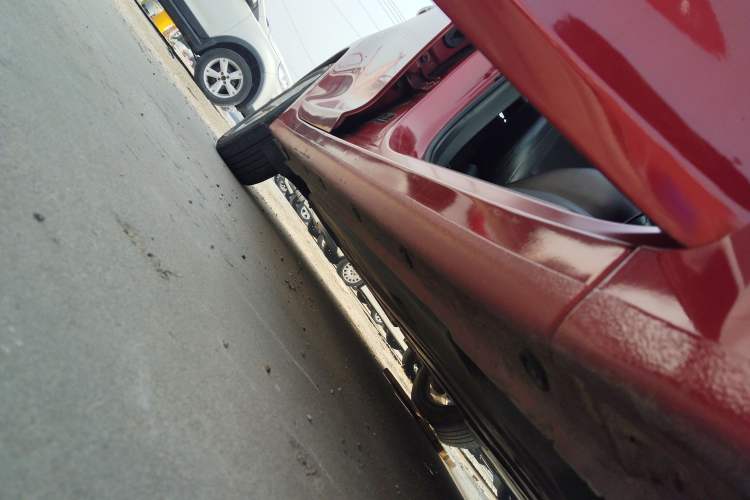 Used Hyundai Mistra 2014 1.8L Automatic Smart GLS Right Side Sill