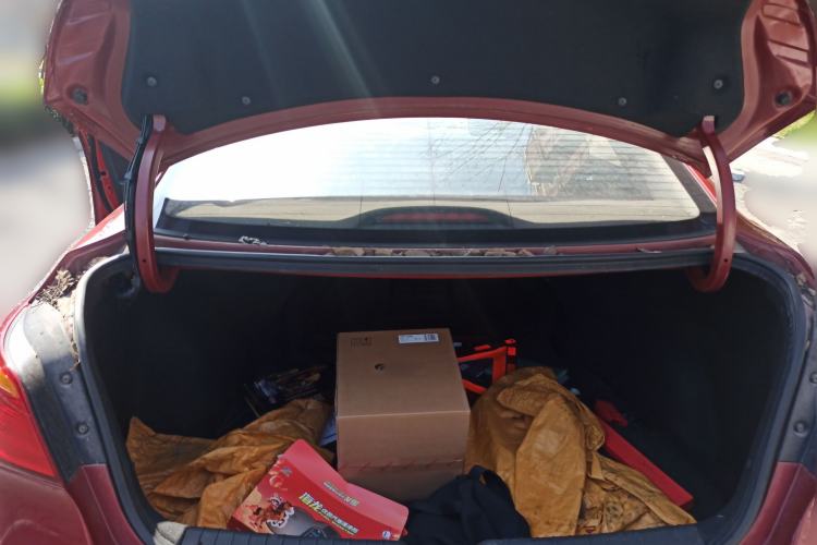 Used Hyundai Mistra 2014 1.8L Automatic Smart GLS Trunk
