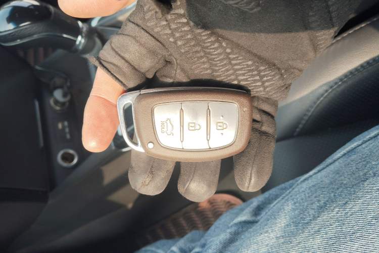 Used Hyundai Mistra 2014 1.8L Automatic Smart GLS Vehicle Key