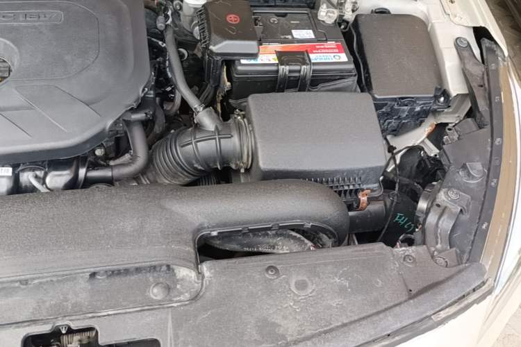 Used Hyundai Mistra 2014 1.8L Automatic Smart GLS Engine Bay Left