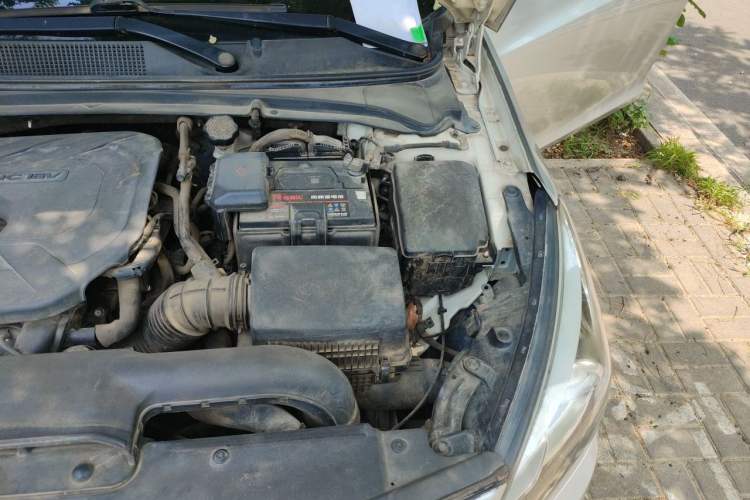 Used Hyundai Mistra 2014 1.8L Automatic Deluxe DLX Model Engine Bay Left