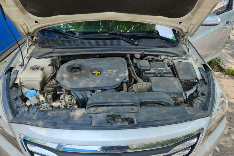 Used Hyundai Mistra 2014 1.8L Automatic Deluxe DLX Model Engine Bay