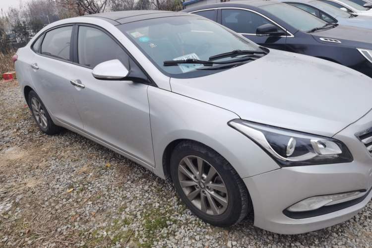 Used Hyundai Mistra 2014 1.8L Automatic Smart GLS Exterior 2