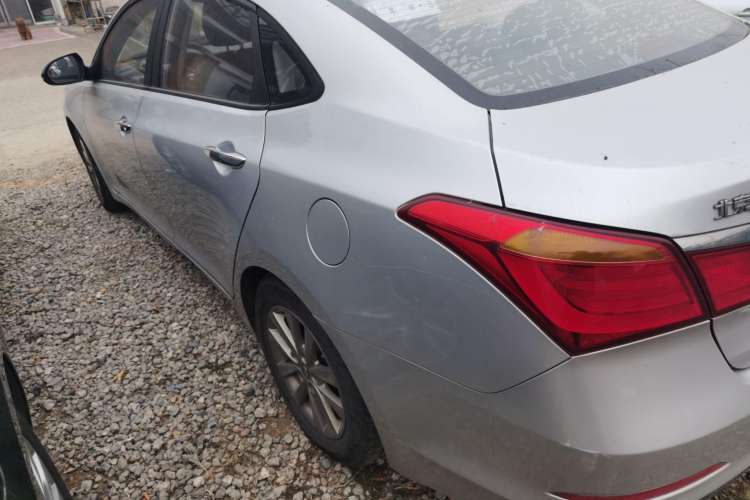 Used Hyundai Mistra 2014 1.8L Automatic Smart GLS Exterior 3
