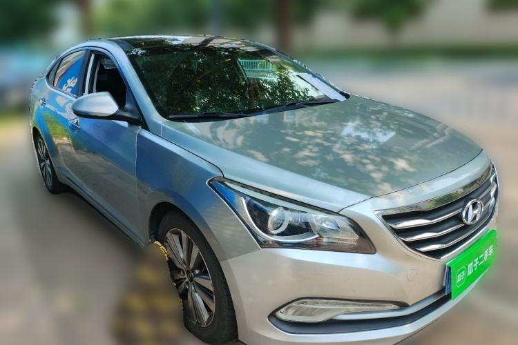 Used Hyundai Mistra 2014 1.8L Automatic Deluxe DLX Model Front Right 45 Deg