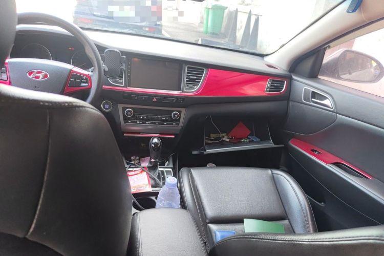 Used Hyundai Mistra 2014 1.8L Automatic Smart GLS Headliner