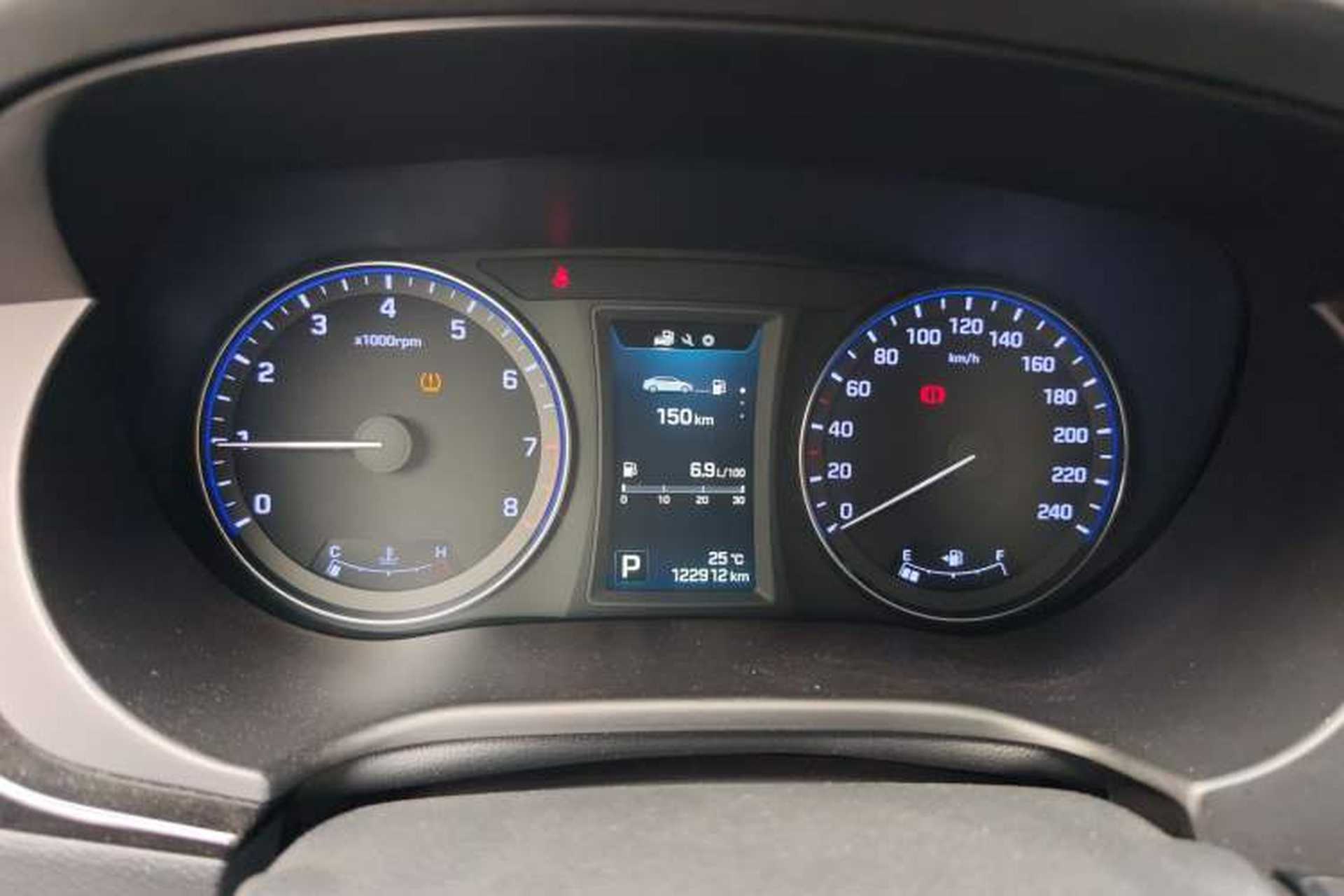 Used Hyundai Mistra 2014 1.8L Automatic Deluxe DLX Model Instrument Cluster