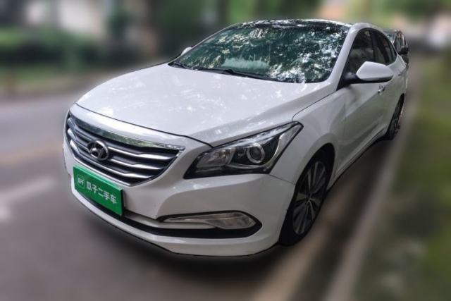 Ojetý Hyundai Mistra 2014 1.8L Automatic Deluxe DLX Model