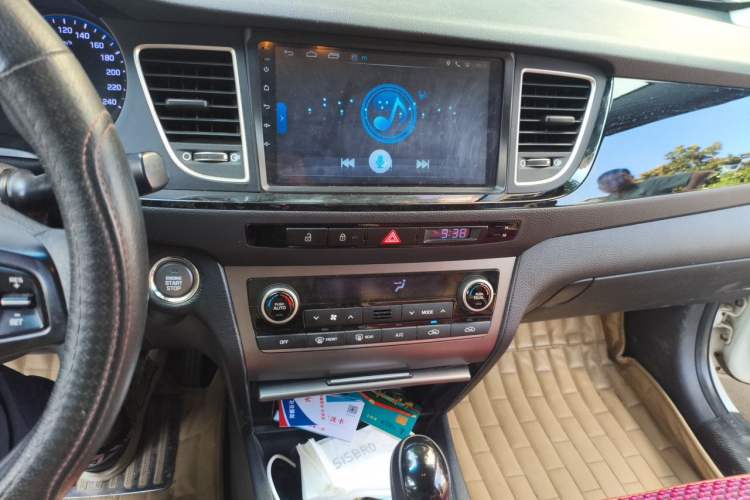 Used Hyundai Mistra 2014 1.8L Automatic Smart GLS Audio And AC Panel