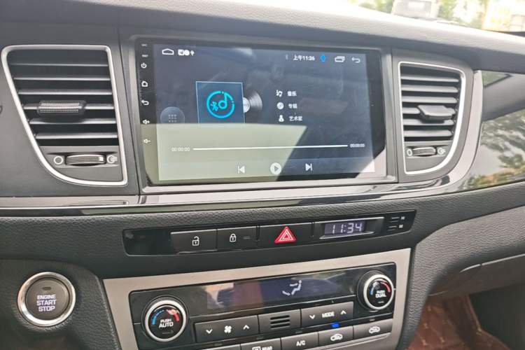 Used Hyundai Mistra 2014 1.8L Automatic Smart GLS Audio And AC Panel
