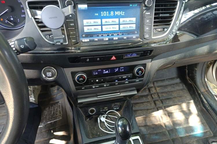 Used Hyundai Mistra 2014 1.8L Automatic Smart GLS Audio And AC Panel