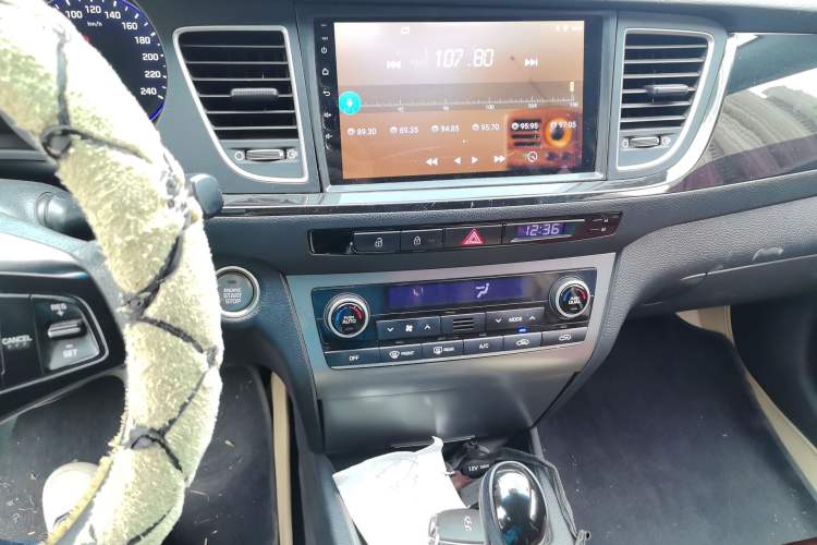Used Hyundai Mistra 2014 1.8L Automatic Smart GLS Audio And AC Panel
