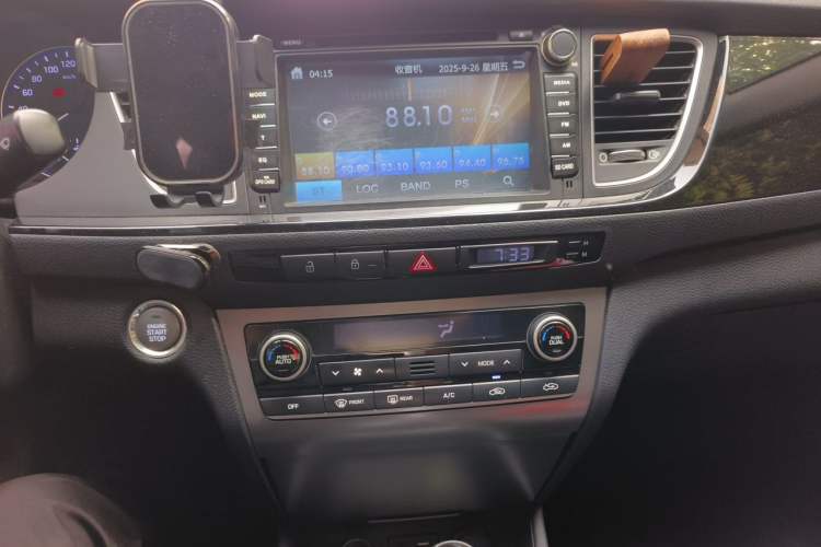 Used Hyundai Mistra 2014 1.8L Automatic Smart GLS Audio And AC Panel