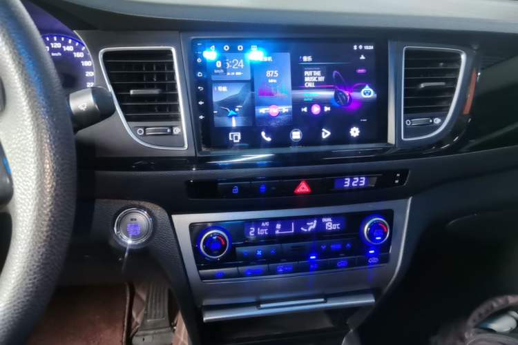 Used Hyundai Mistra 2014 1.8L Automatic Smart GLS Audio And AC Panel