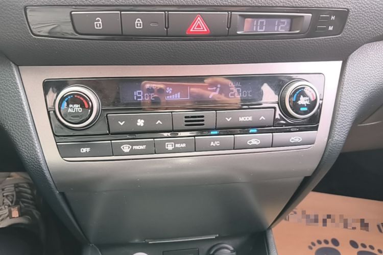 Used Hyundai Mistra 2014 1.8L Automatic Smart GLS Audio And AC Panel