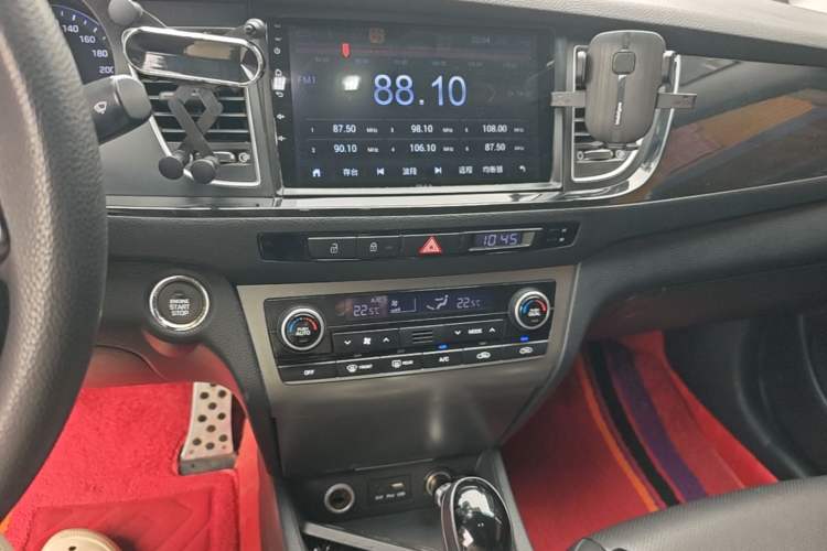 Used Hyundai Mistra 2014 1.8L Automatic Smart GLS Audio And AC Panel