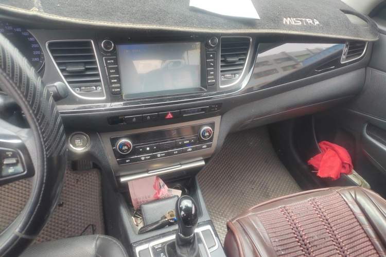 Used Hyundai Mistra 2014 1.8L Automatic Smart GLS Audio And AC Panel