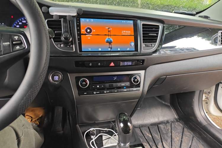 Used Hyundai Mistra 2014 1.8L Automatic Smart GLS Audio And AC Panel