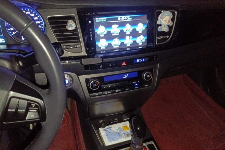 Used Hyundai Mistra 2014 1.8L Automatic Deluxe DLX Model Audio And AC Panel
