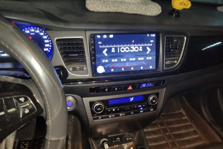 Used Hyundai Mistra 2014 1.8L Automatic Smart GLS Audio And AC Panel