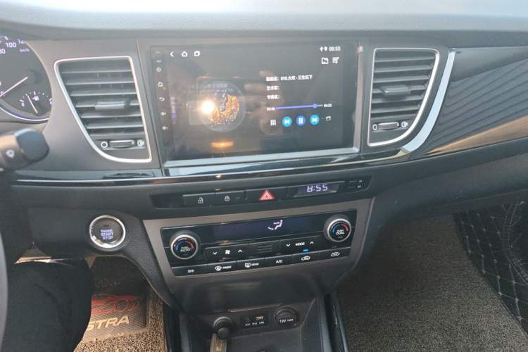 Used Hyundai Mistra 2014 1.8L Automatic Smart GLS Audio And AC Panel