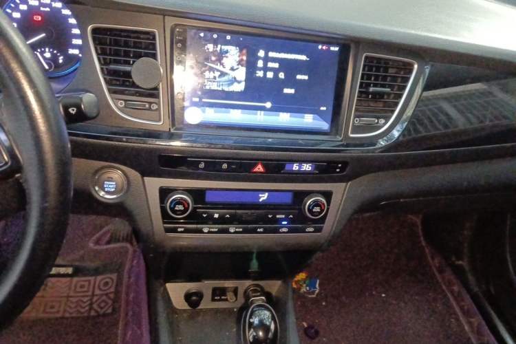 Used Hyundai Mistra 2014 1.8L Automatic Smart GLS Audio And AC Panel