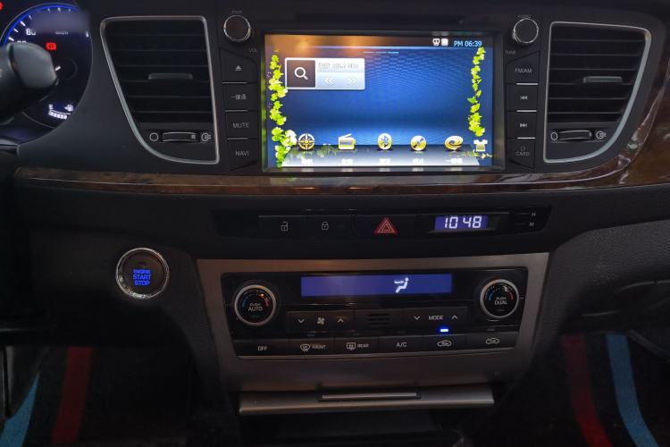 Used Hyundai Mistra 2014 1.8L Automatic Deluxe DLX Model Audio And AC Panel