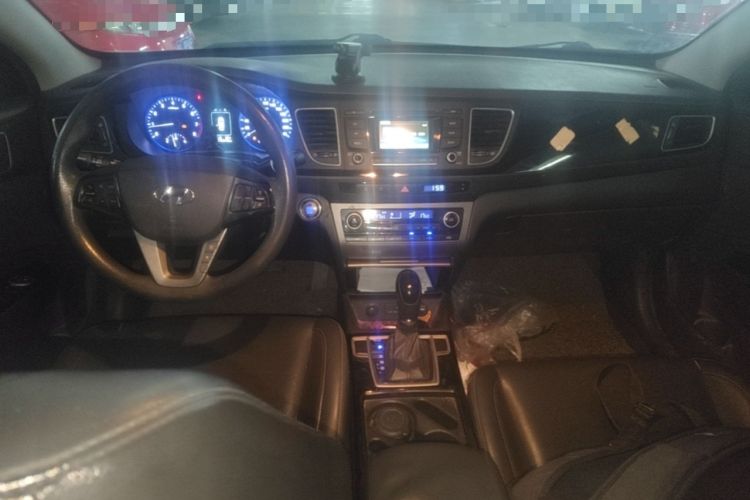 Used Hyundai Mistra 2014 1.8L Automatic Smart GLS Center Console
