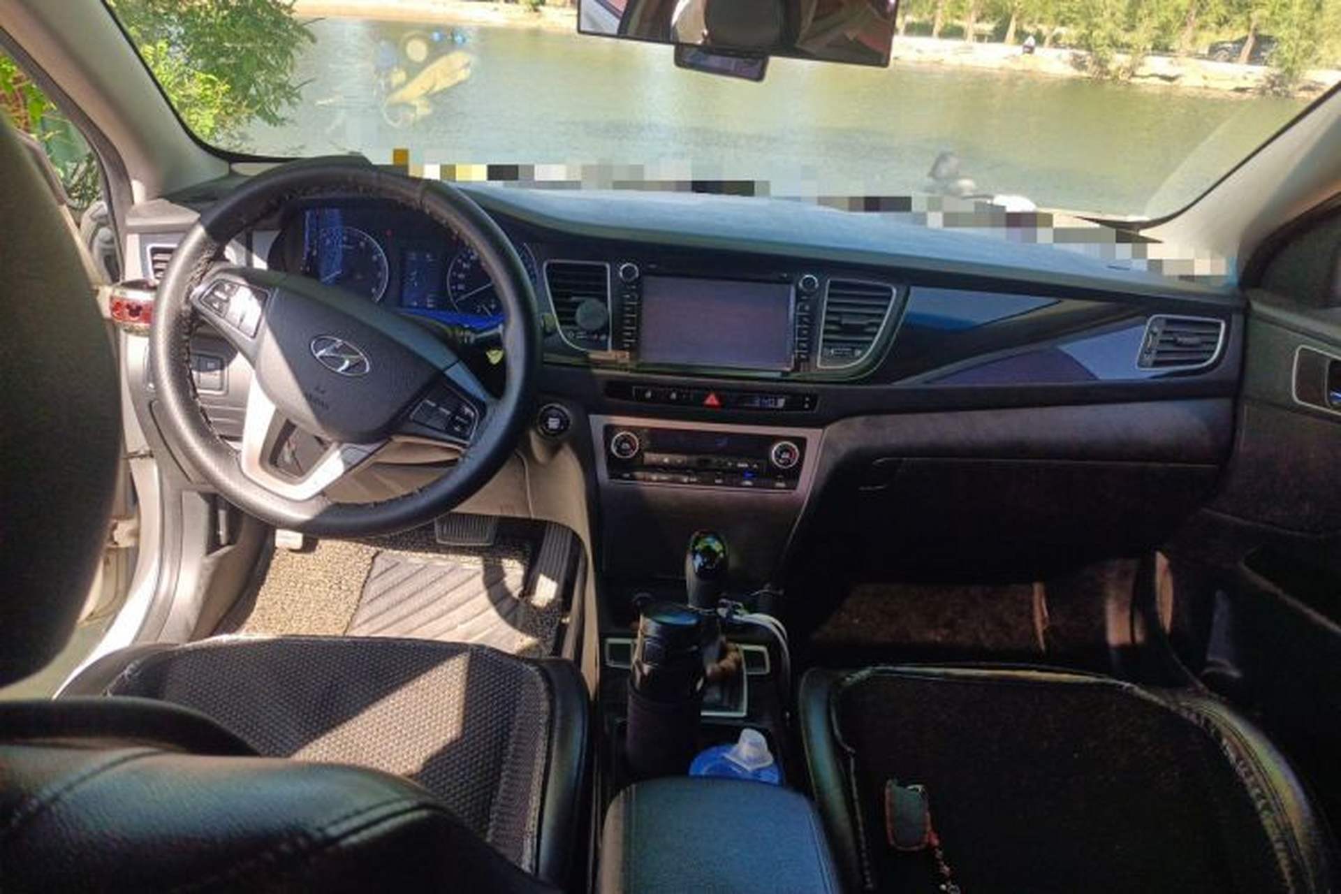 Used Hyundai Mistra 2014 1.8L Automatic Smart GLS Center Console